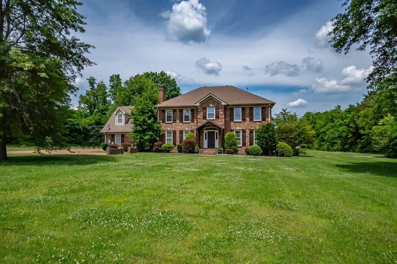 169 W Kingston Springs Rd - Photo 1