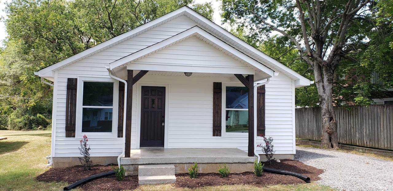 726 Cole Ave - Photo 1