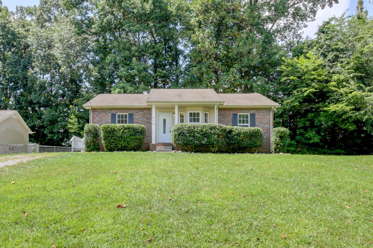 602 Lafayette Point Ct - Photo 1