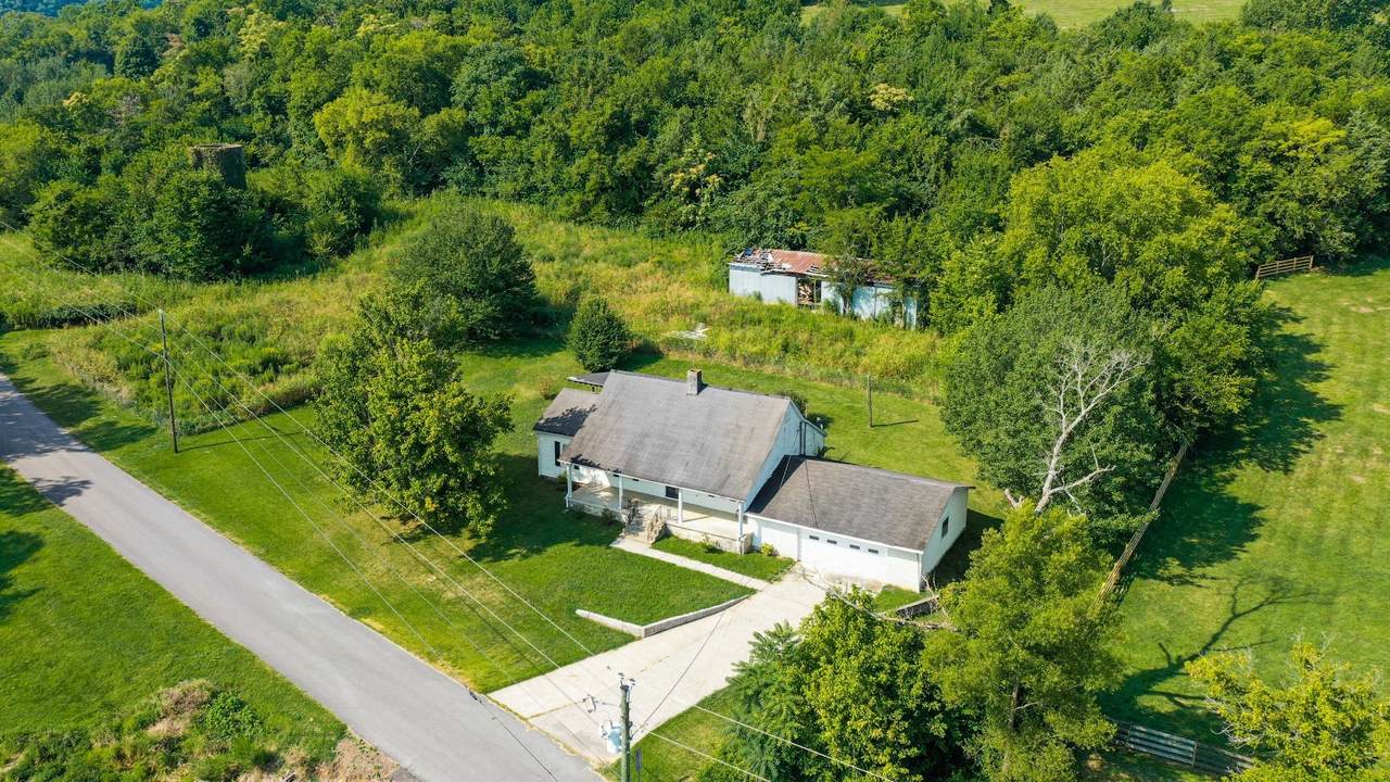 1010 Patton Hollow Rd - Photo 1