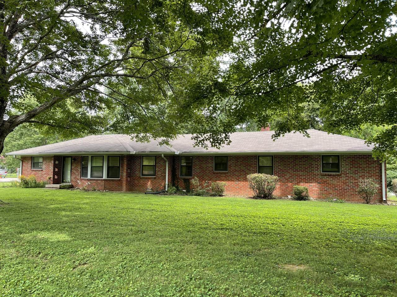128 Quinn Cir - Photo 1
