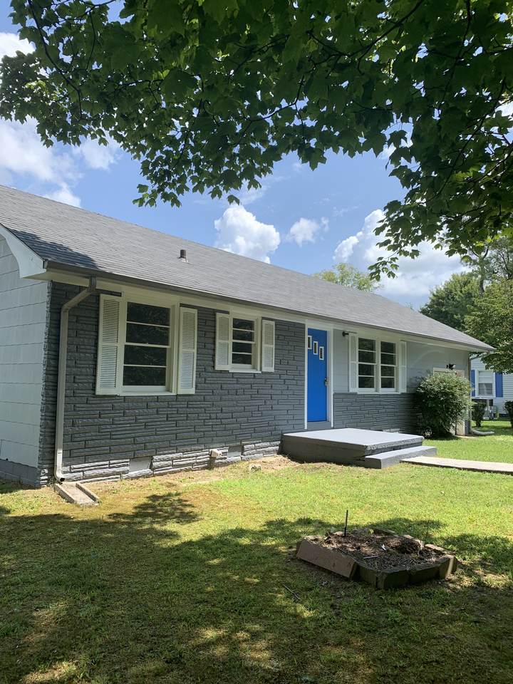 614 Riverside Dr - Photo 1