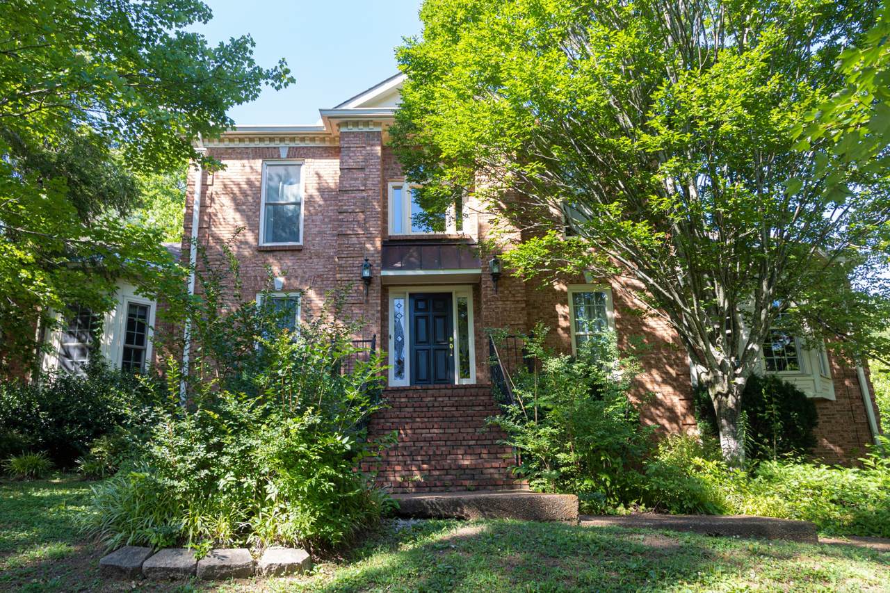 208 Augusta National Ct - Photo 1