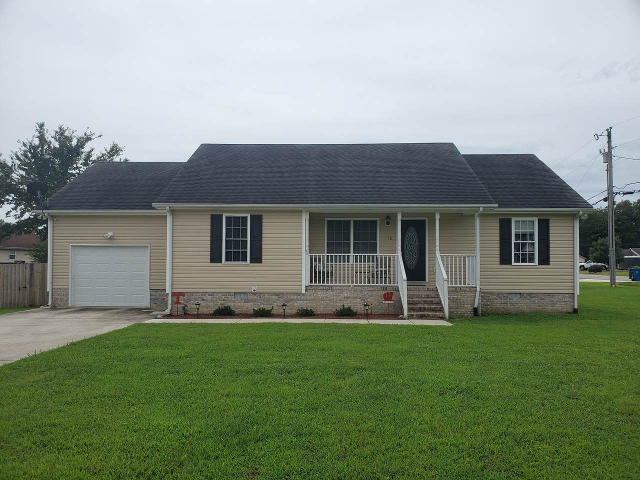 16 Hannah Grace Ln - Photo 1