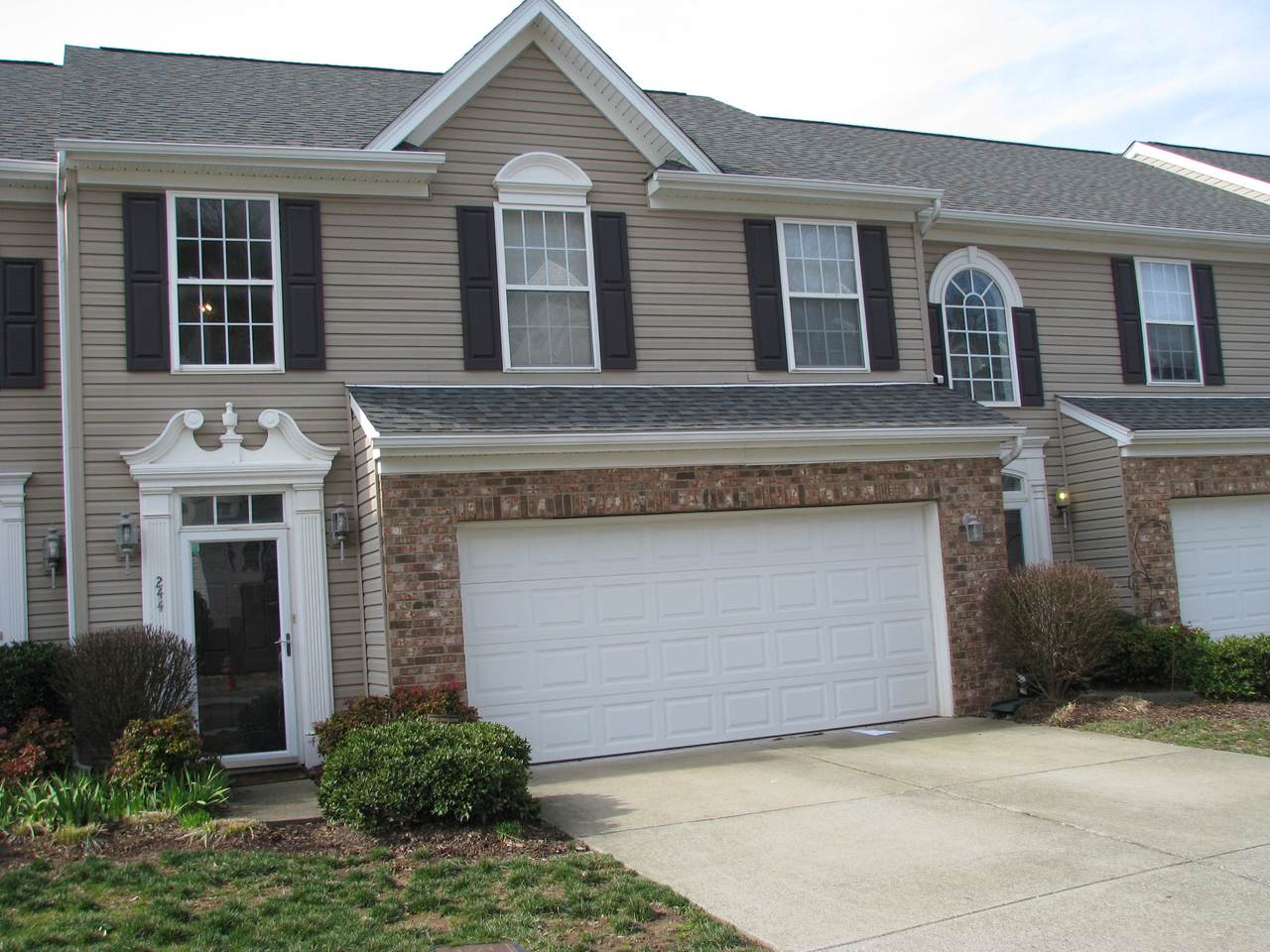 7277 Charlotte Pike - Photo 1