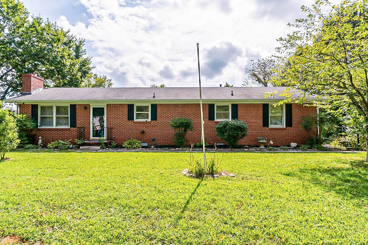 114 Twin Oak Dr - Photo 1