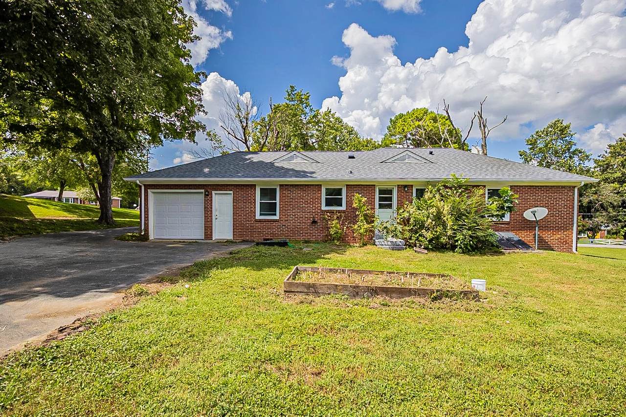 120 N Laurel Cir - Photo 1