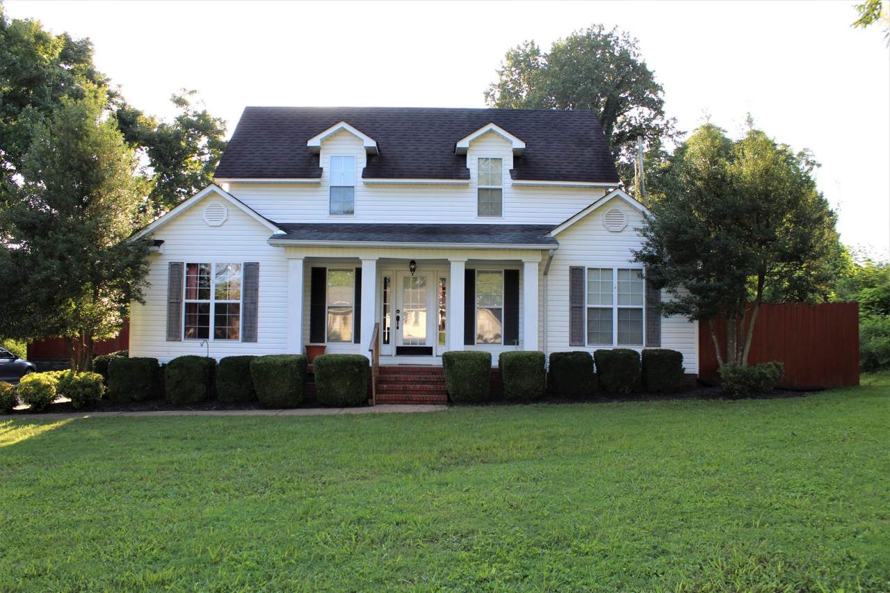 101 Springer Dr - Photo 1