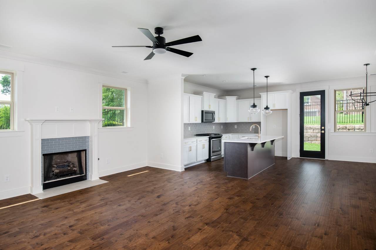2013 Blackstone Dr - Photo 1