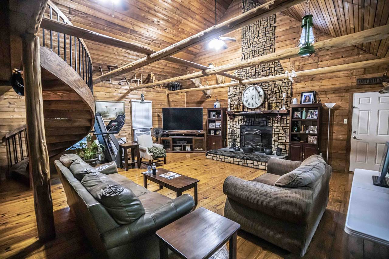 8781 Richards Rd - Photo 1