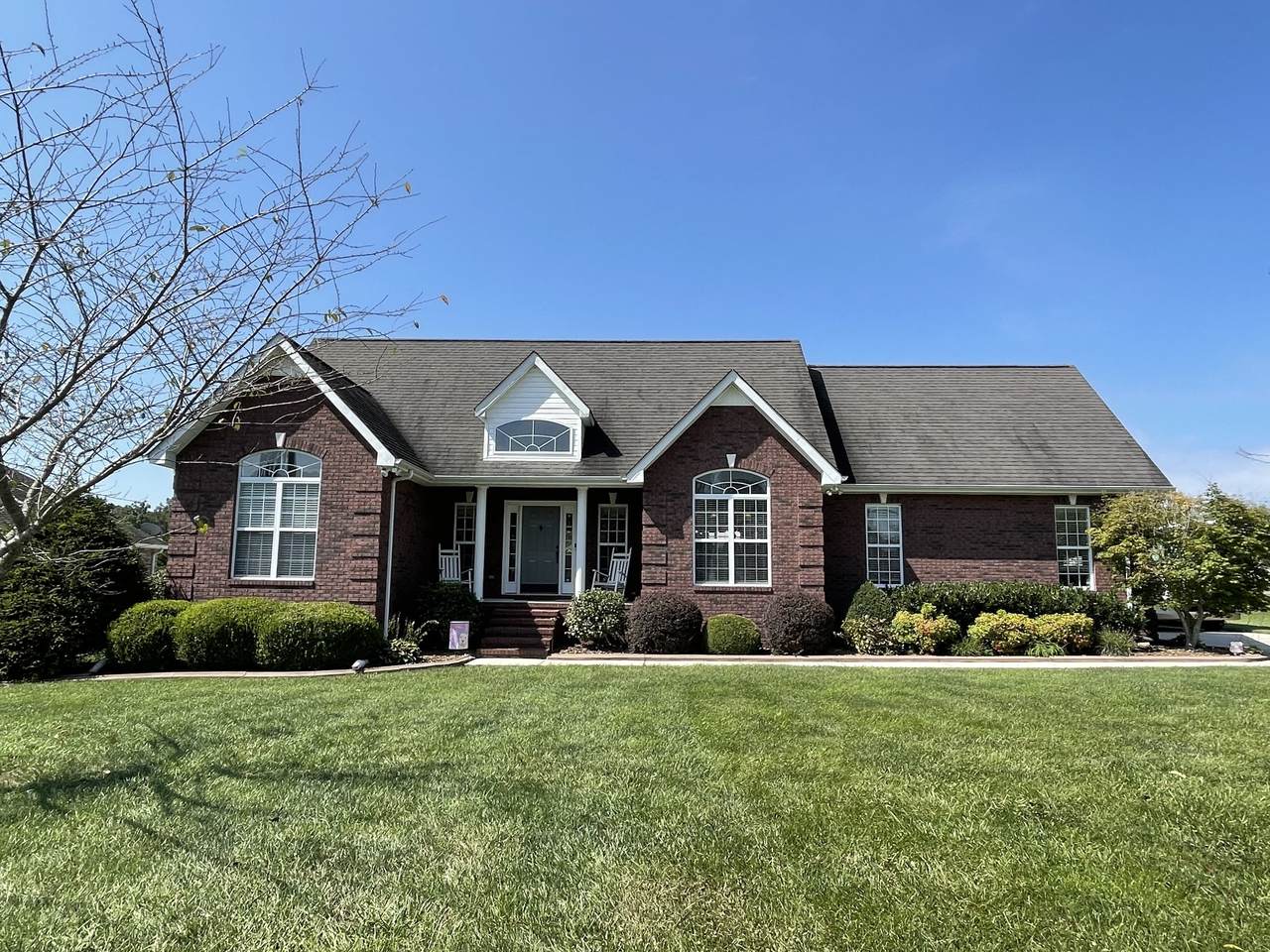 116 Linda Ln - Photo 1