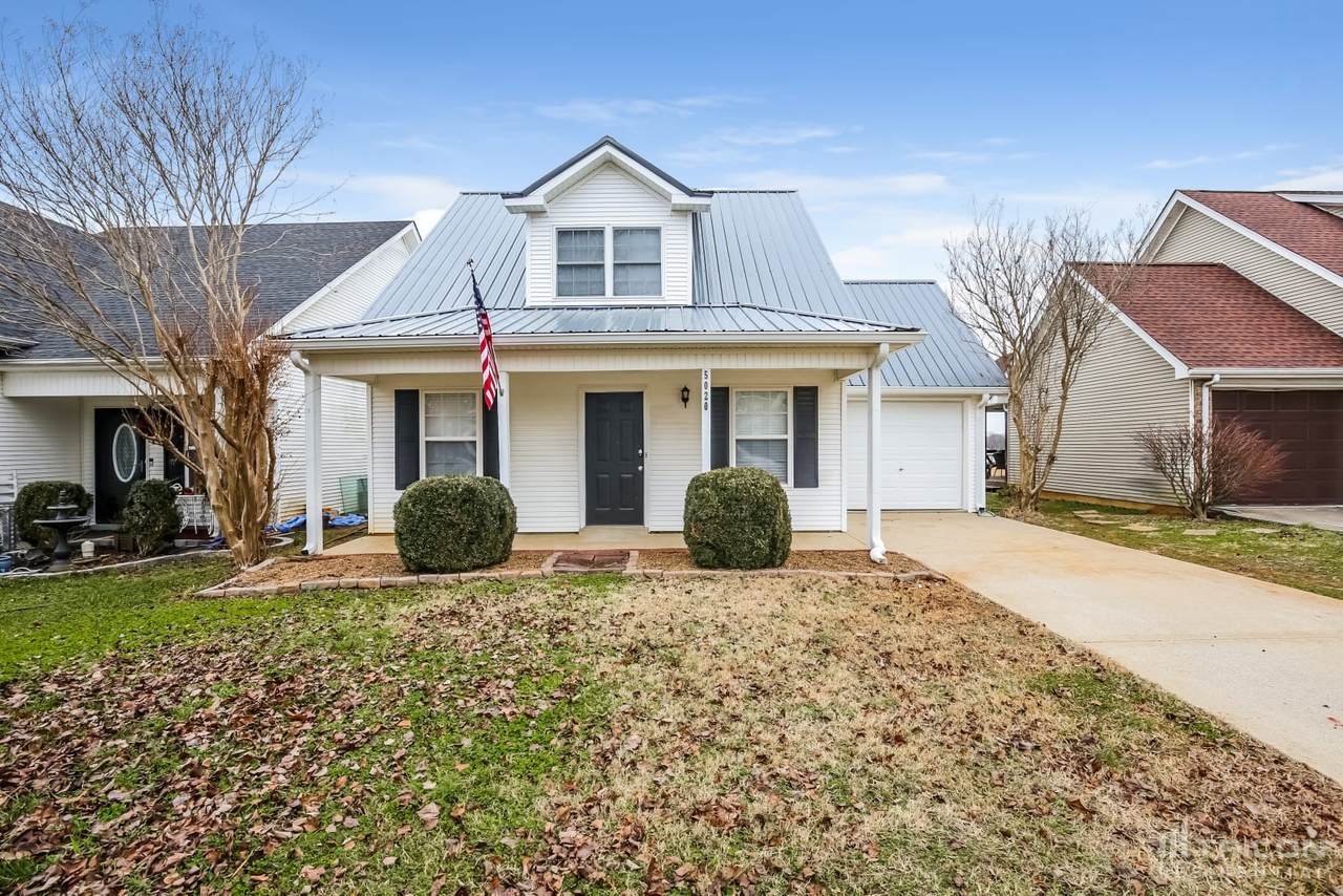 5020 Boyd Dr - Photo 1
