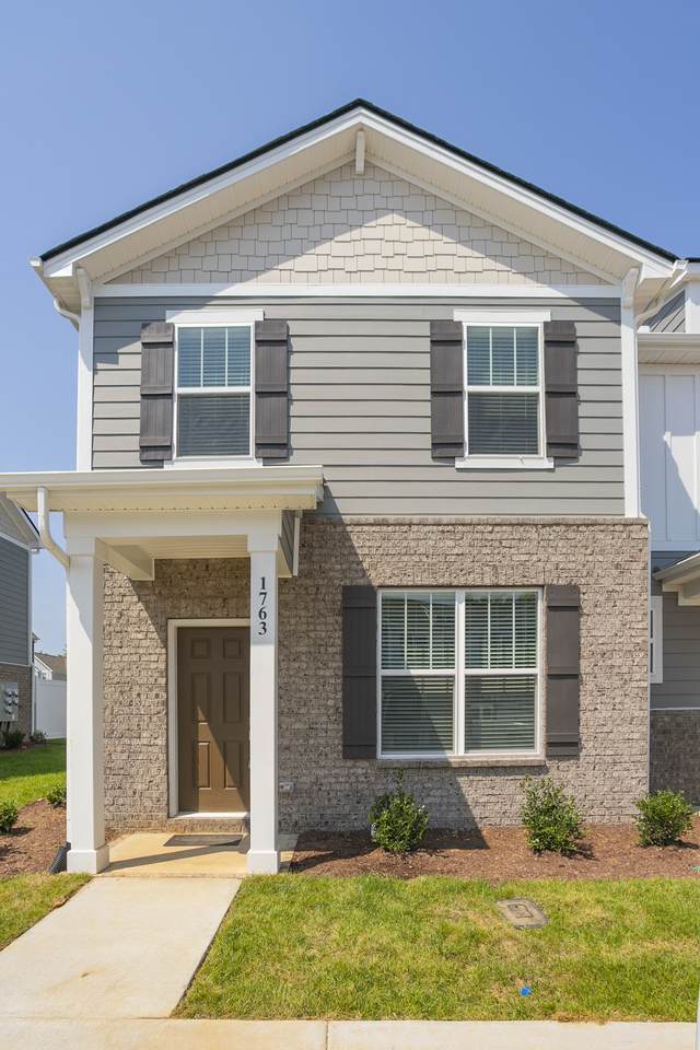 1763 Frodo Way - Photo 1