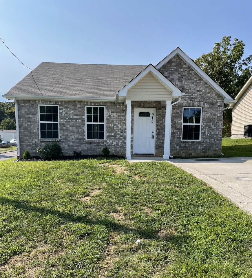 918 16th Ave - Photo 1