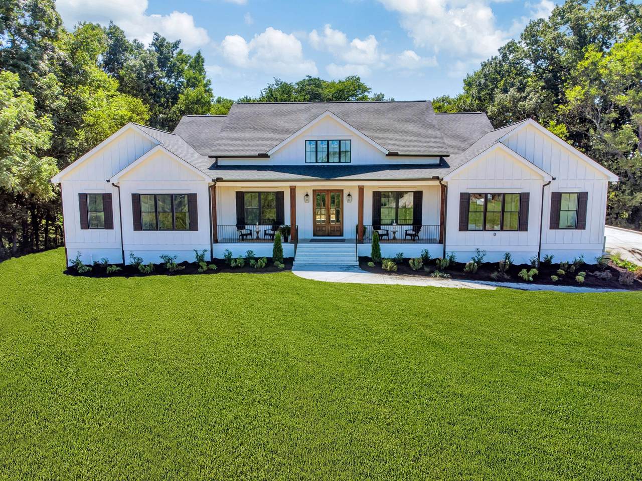 2546 Taylor Rd - Photo 1