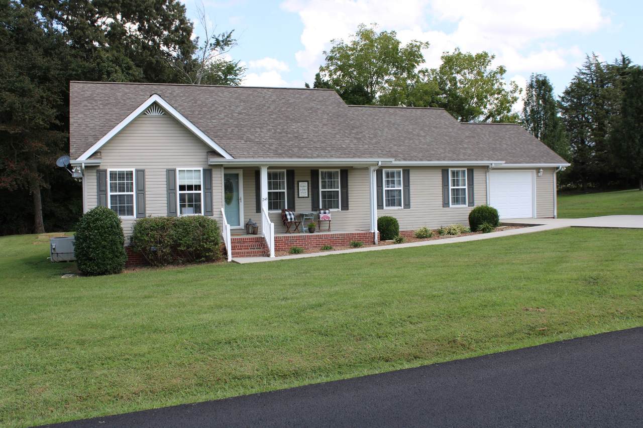 246 Imperial Dr - Photo 1