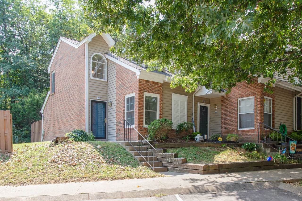 424 English Ivy Dr - Photo 1