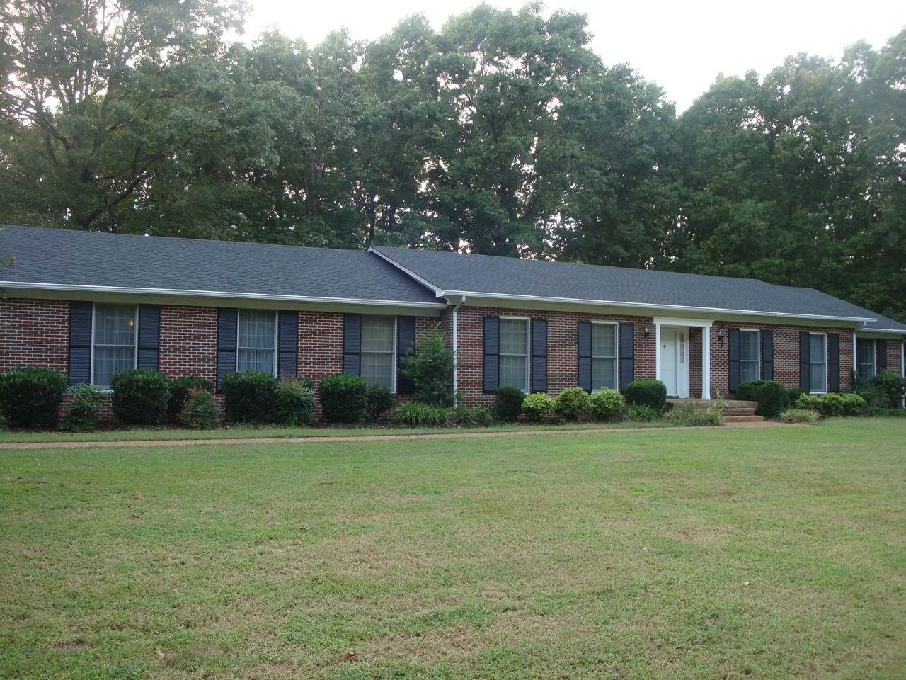 822 Hurricane Hill Dr - Photo 1