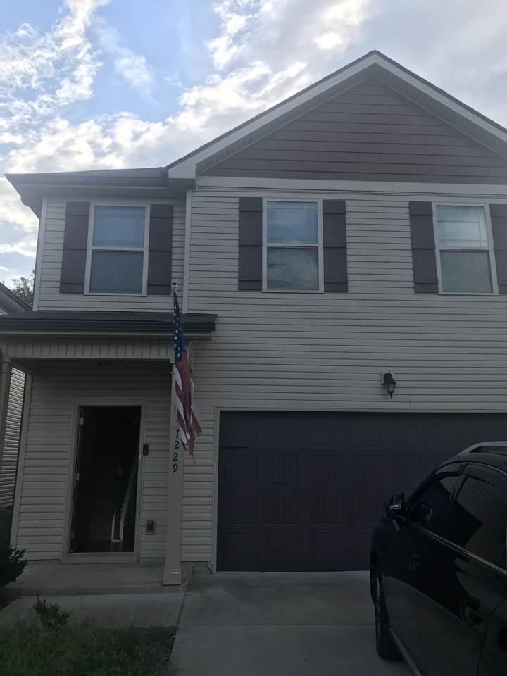 1229 Catawba Way - Photo 1