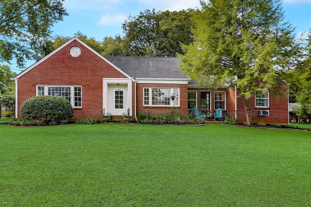 1006 Maplewood Pl - Photo 1