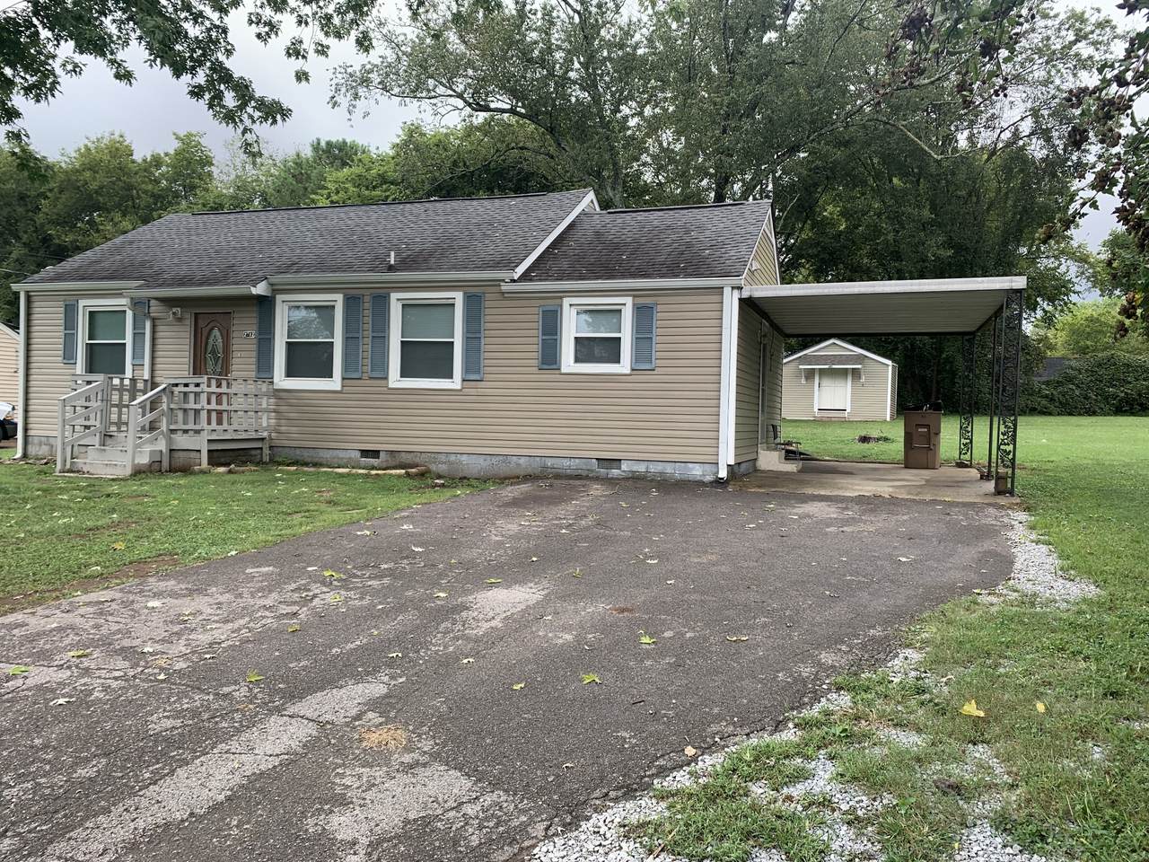 2712 Mashburn Rd - Photo 1