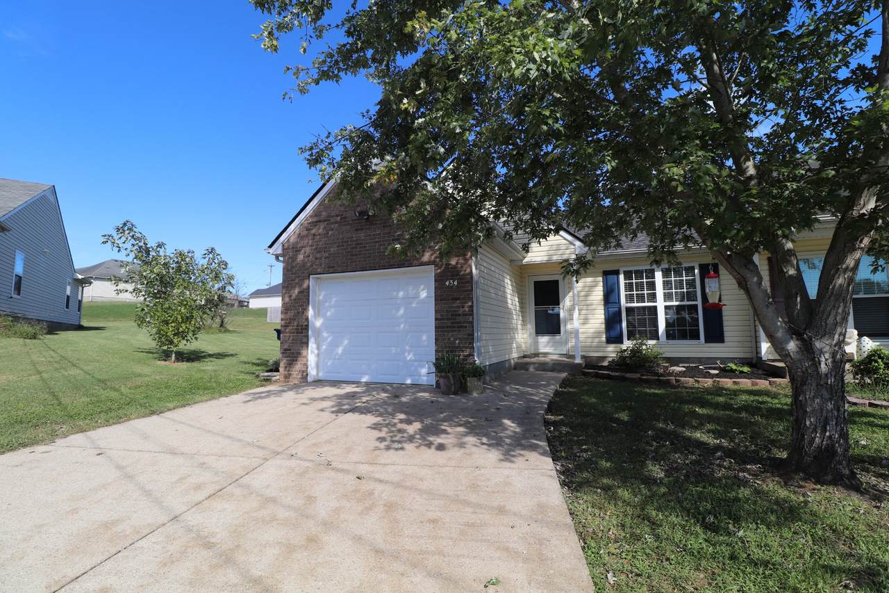 434 Reavis Ave - Photo 1