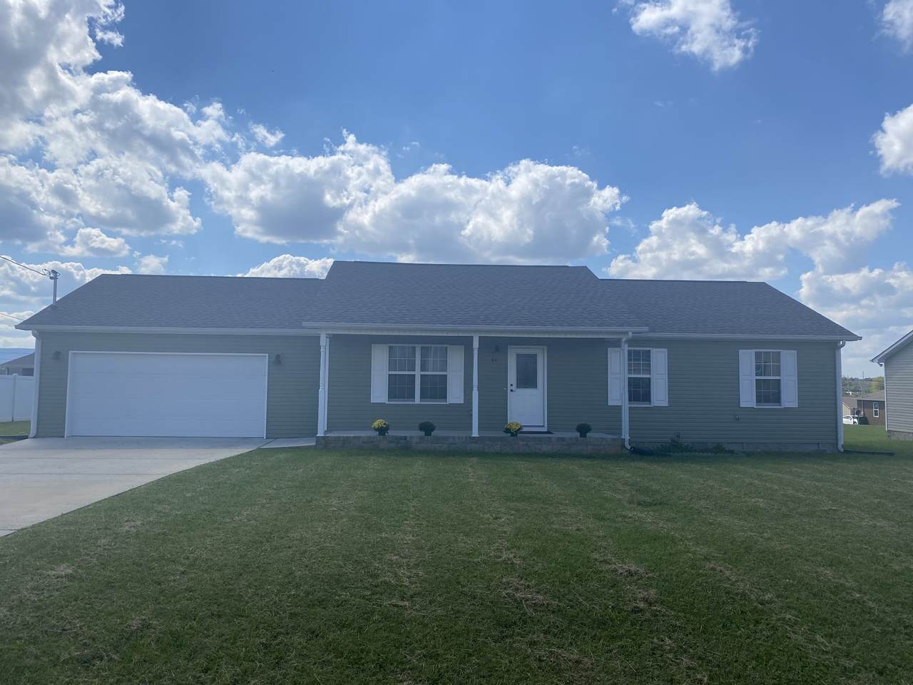 84 Apple Dr - Photo 1