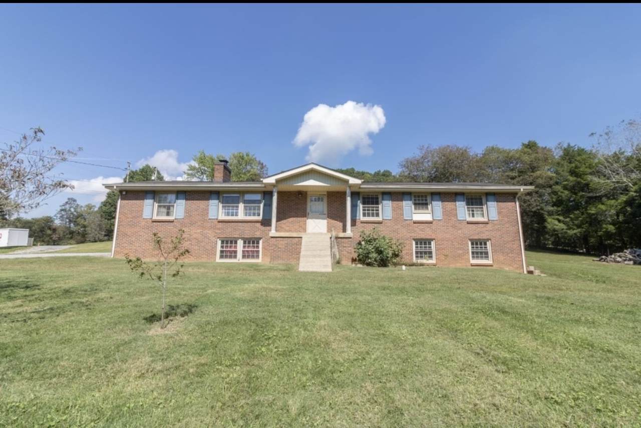 4232 Long Hollow Pike - Photo 1
