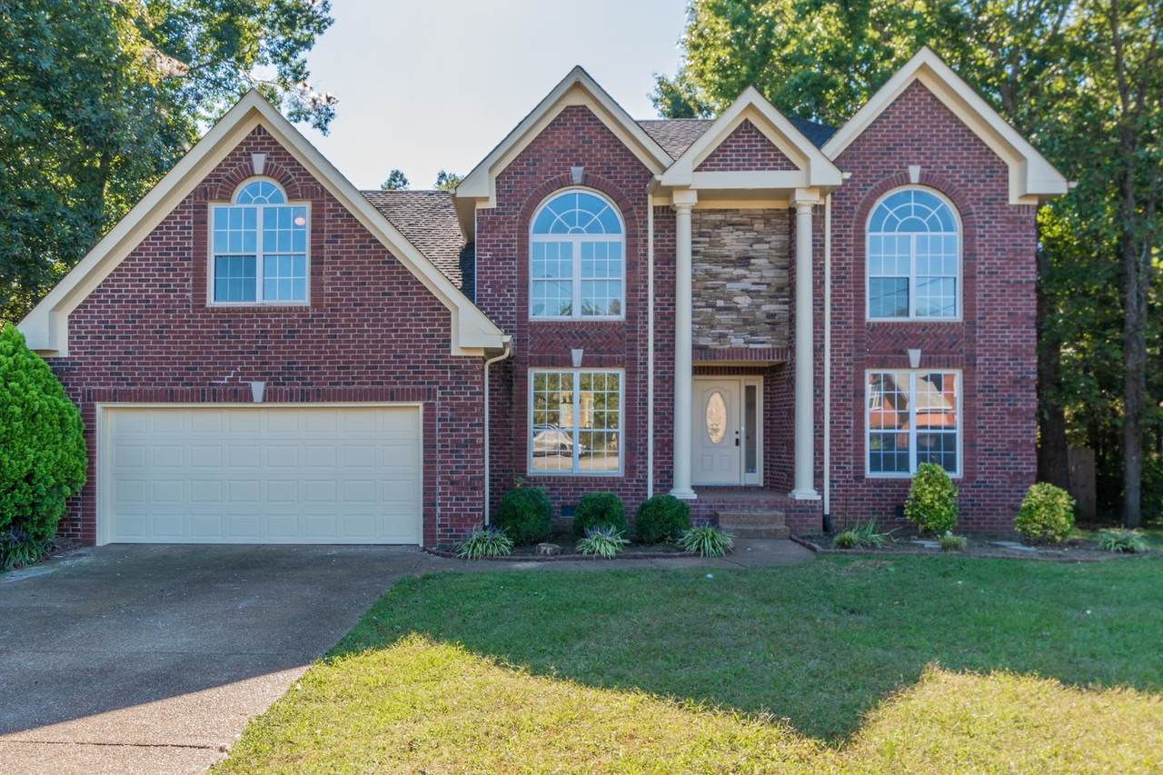 305 Paddington Ct - Photo 1