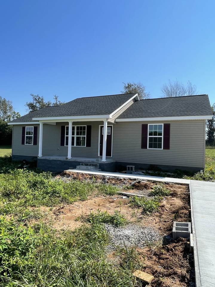 702 Willow Way - Photo 1