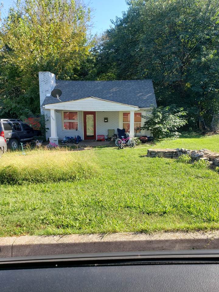 1105 Jennings St - Photo 1