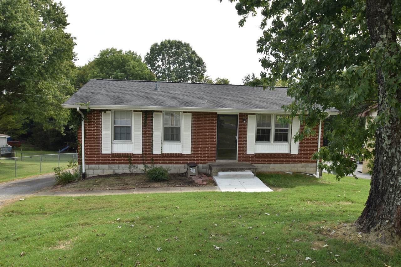103 Spruce Dr - Photo 1