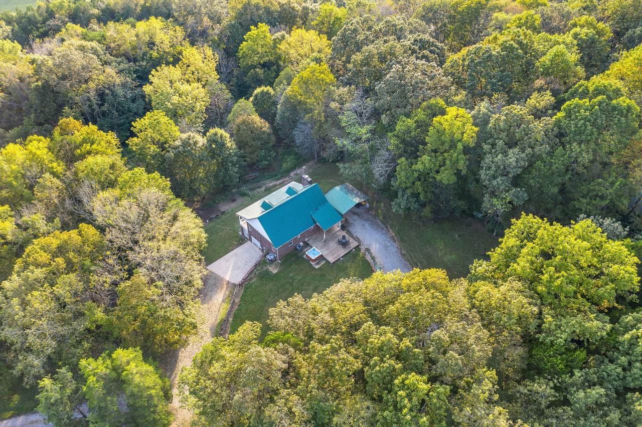 15 Ingham Ln - Photo 1