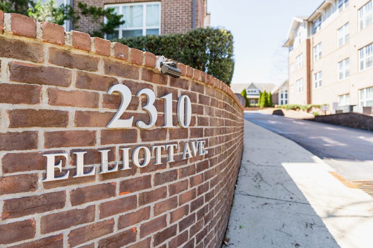 2310 Elliott Ave - Photo 1