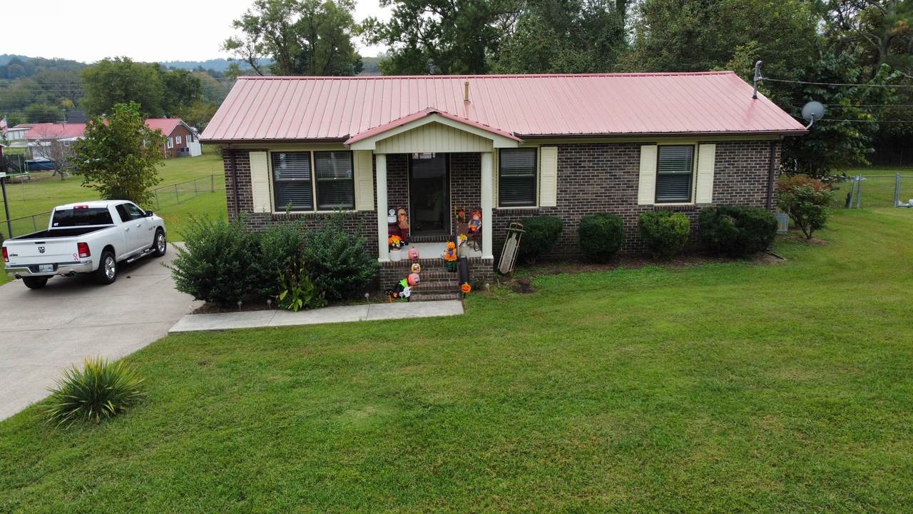 106 Wallace St - Photo 1