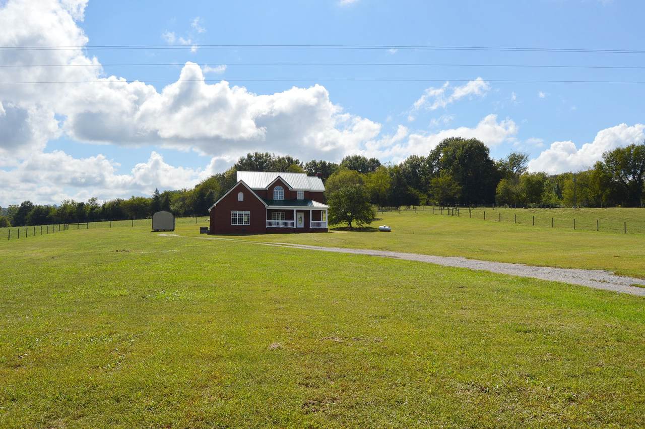 180 Short Rd - Photo 1