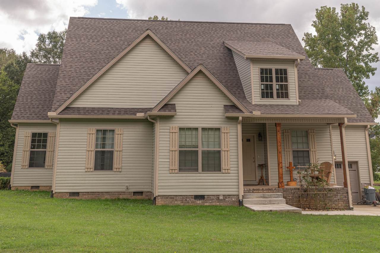 1078 Old Seminary Rd - Photo 1
