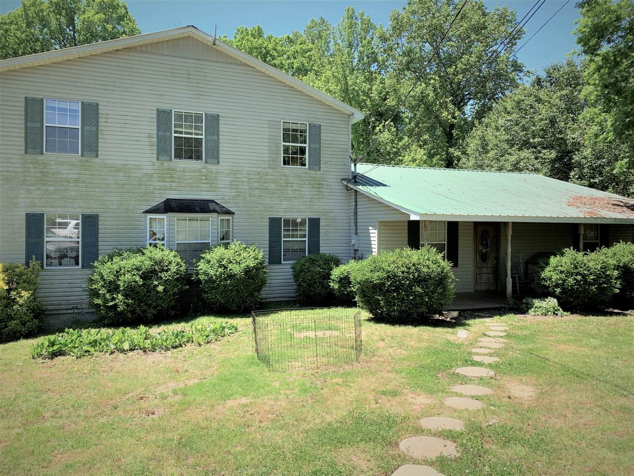 257 Oaks Rd - Photo 1