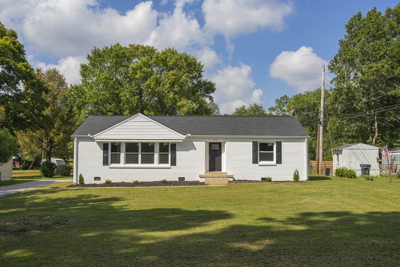 102 S Bigby Dr - Photo 1