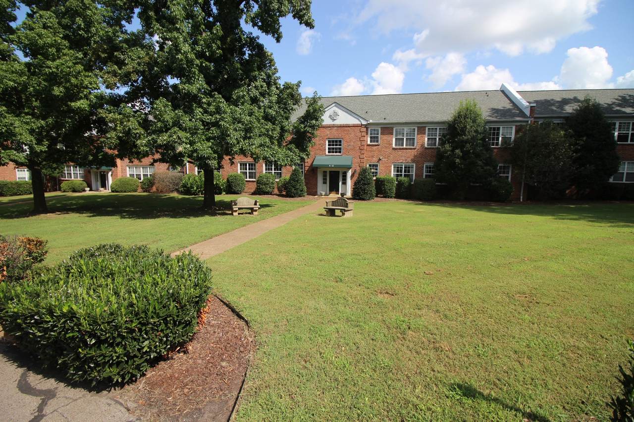 1112 Clifton Ln - Photo 1