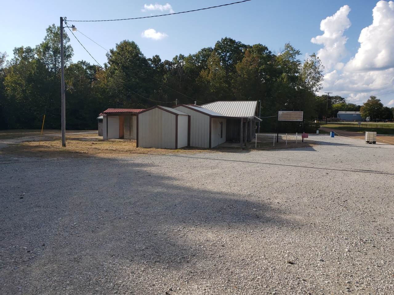 10715 Highway 192 - Photo 1