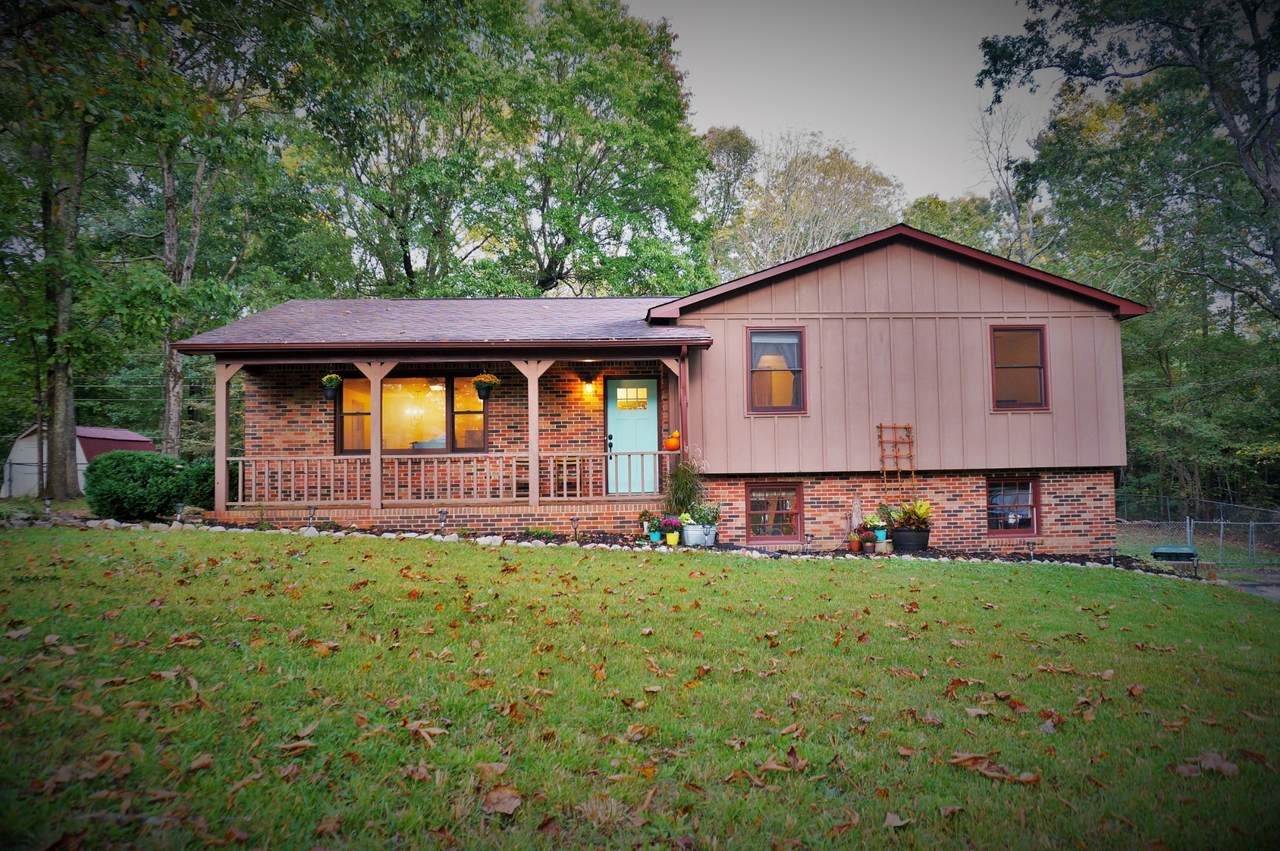 302 Cedarview Dr - Photo 1