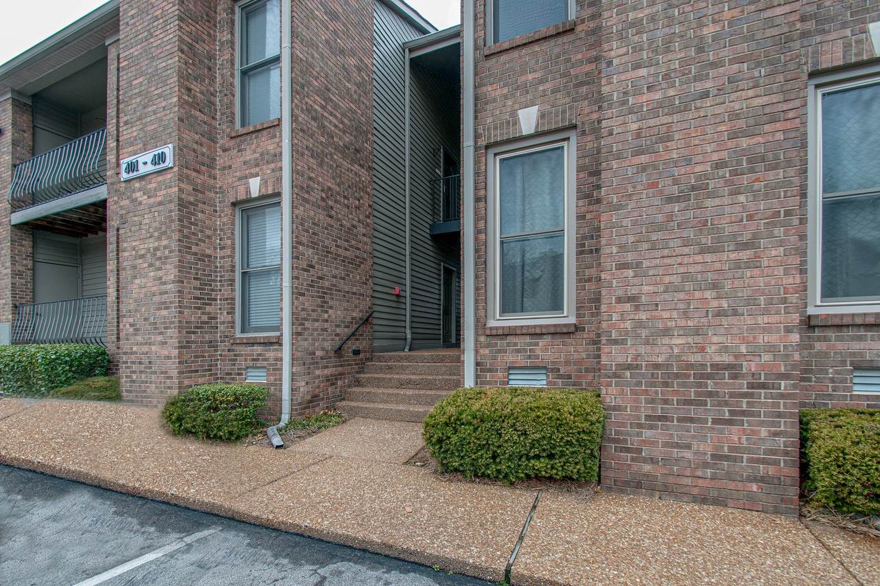 405 Sloan Rd - Photo 1