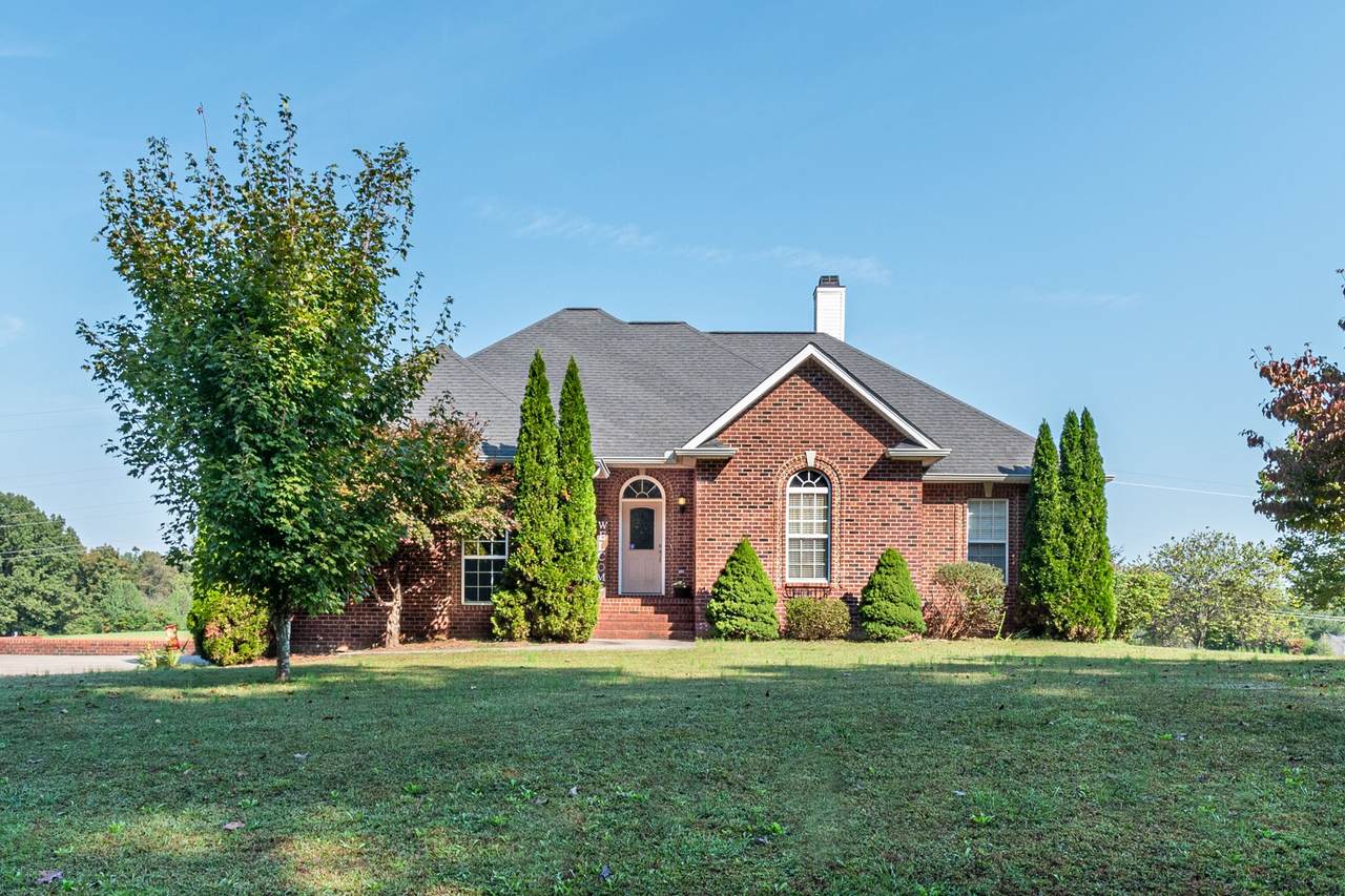 2113 Burford Rd - Photo 1