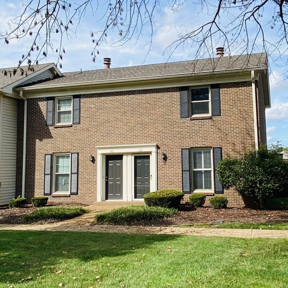 917 E Northfield Blvd - Photo 1