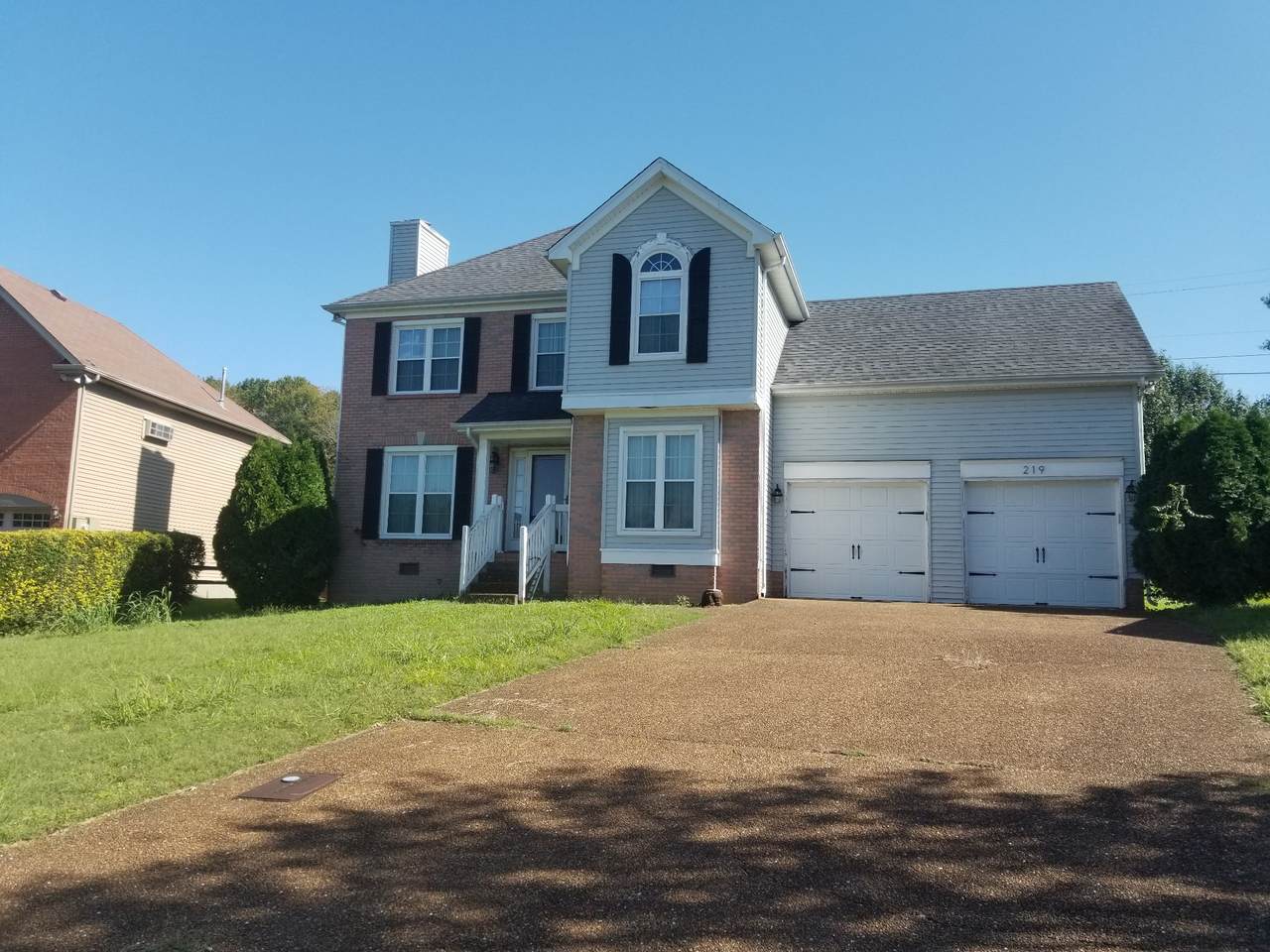 219 Nathan Dr - Photo 1