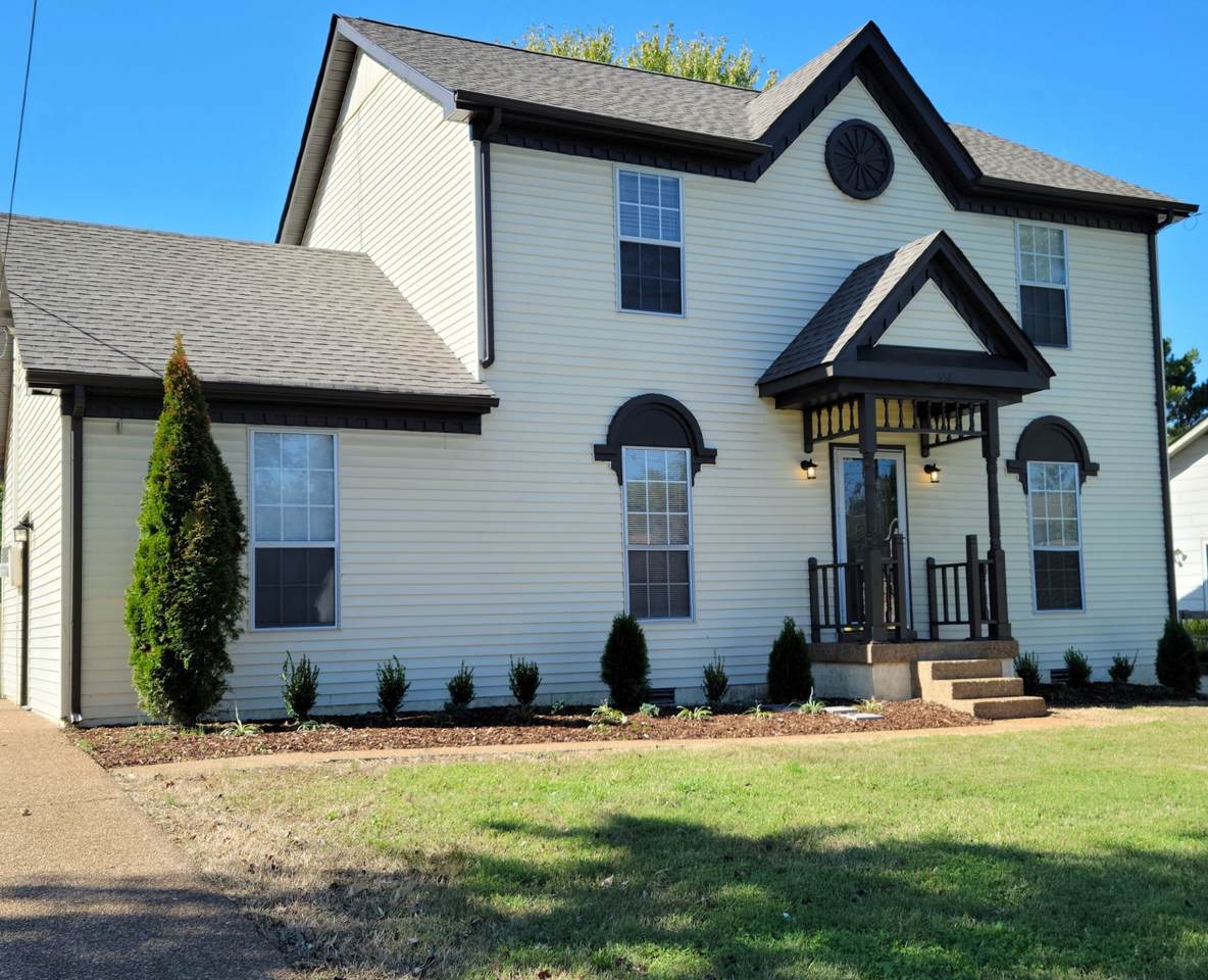 3321 Towne Ridge Dr - Photo 1