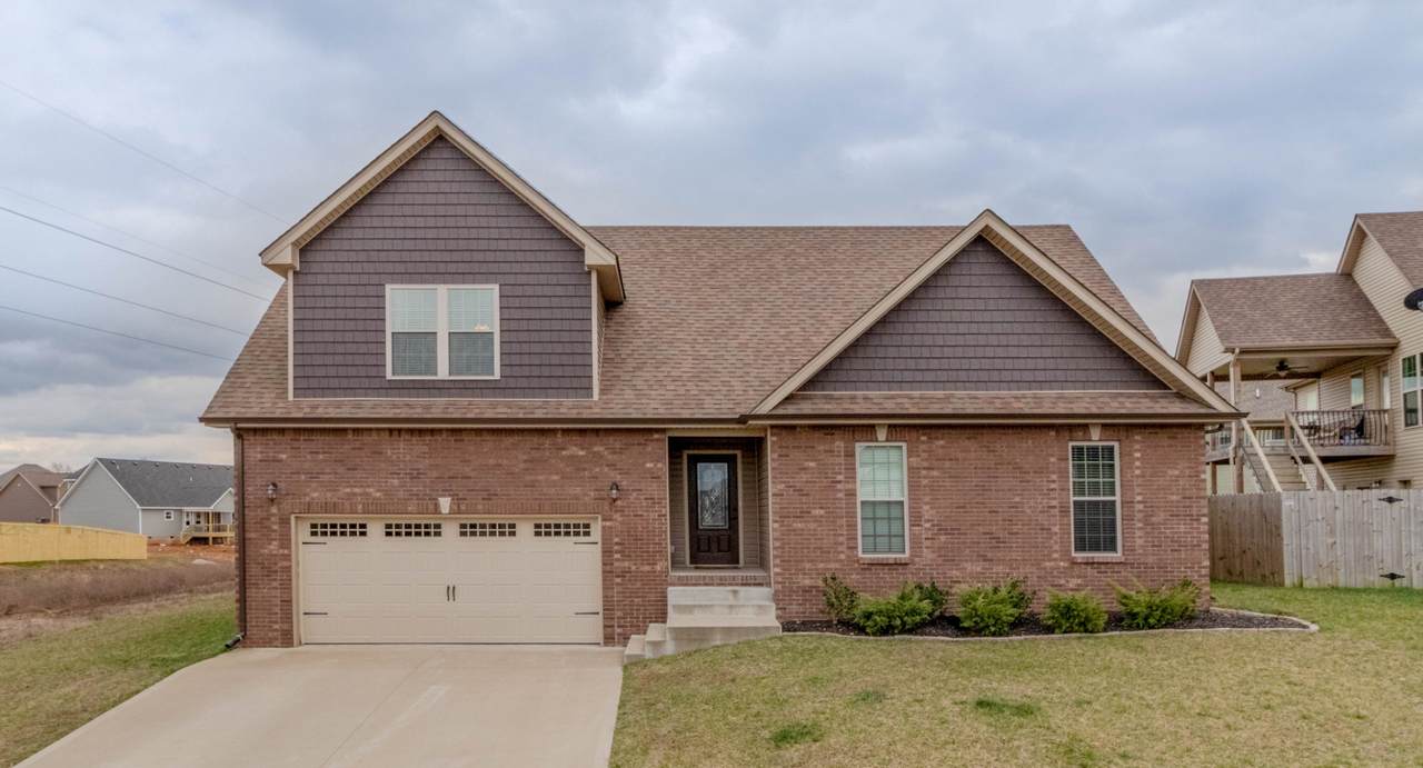 1678 Horseshoe Cave Dr - Photo 1