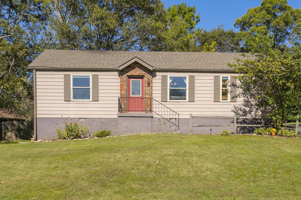 704 Hidden Hill Dr - Photo 1