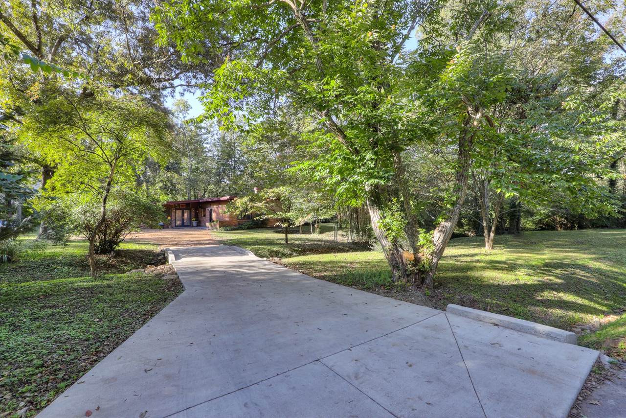 4601 Dustin Ln - Photo 1